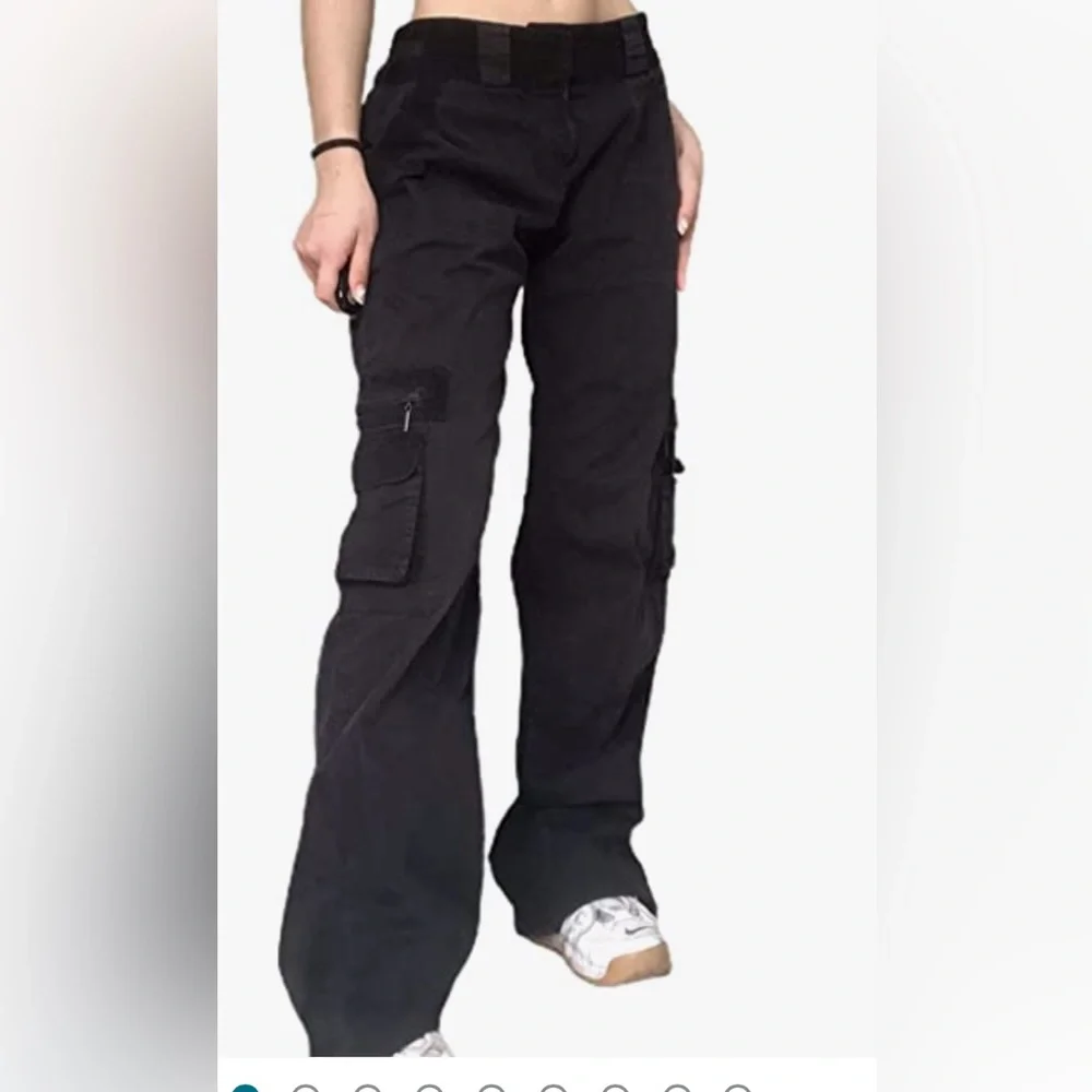🔥Brand new Y2K BAGGY CARGOS by Poperi🔥 - Picture 1 of 4